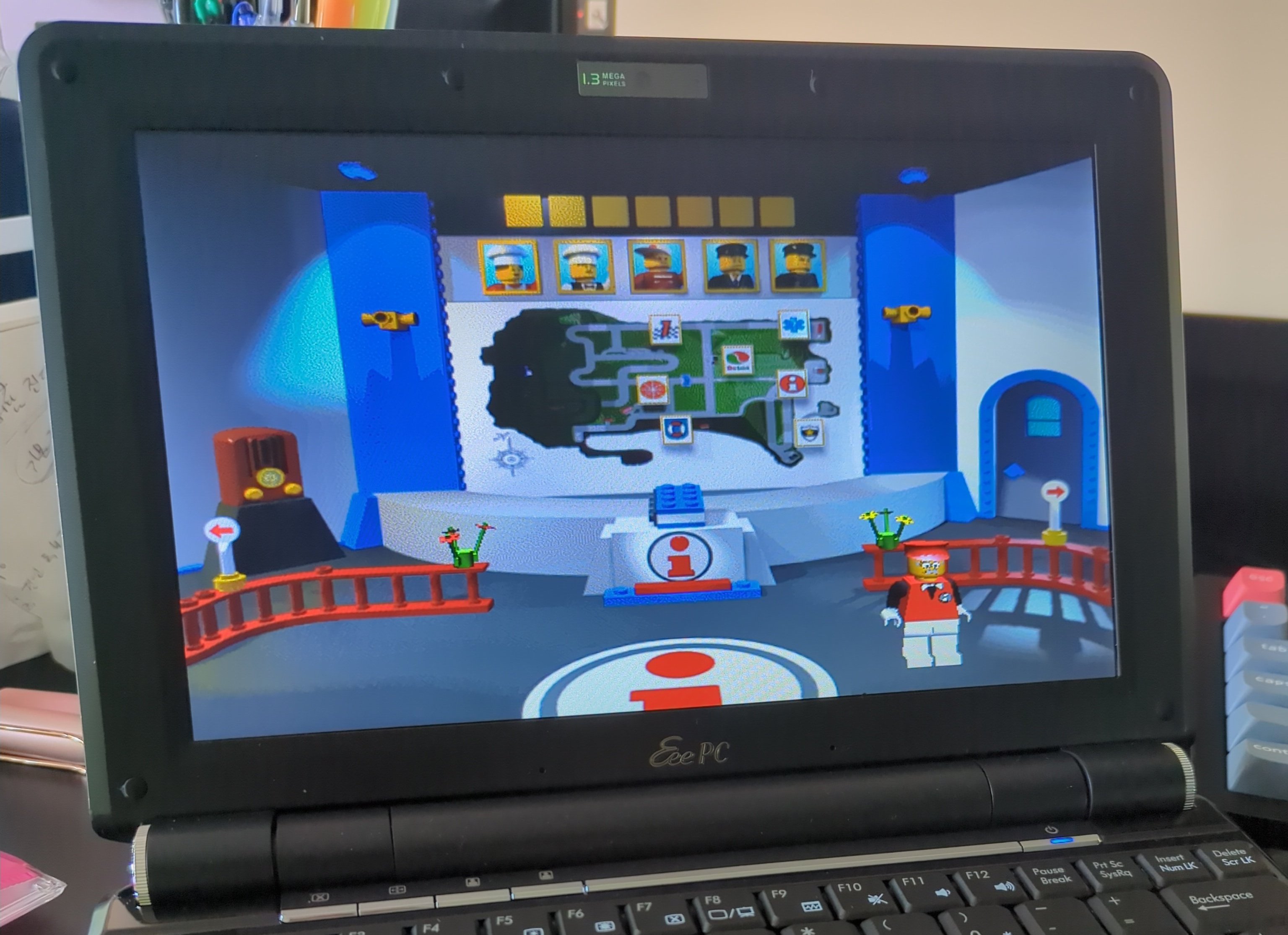Lego Island on EEE PC