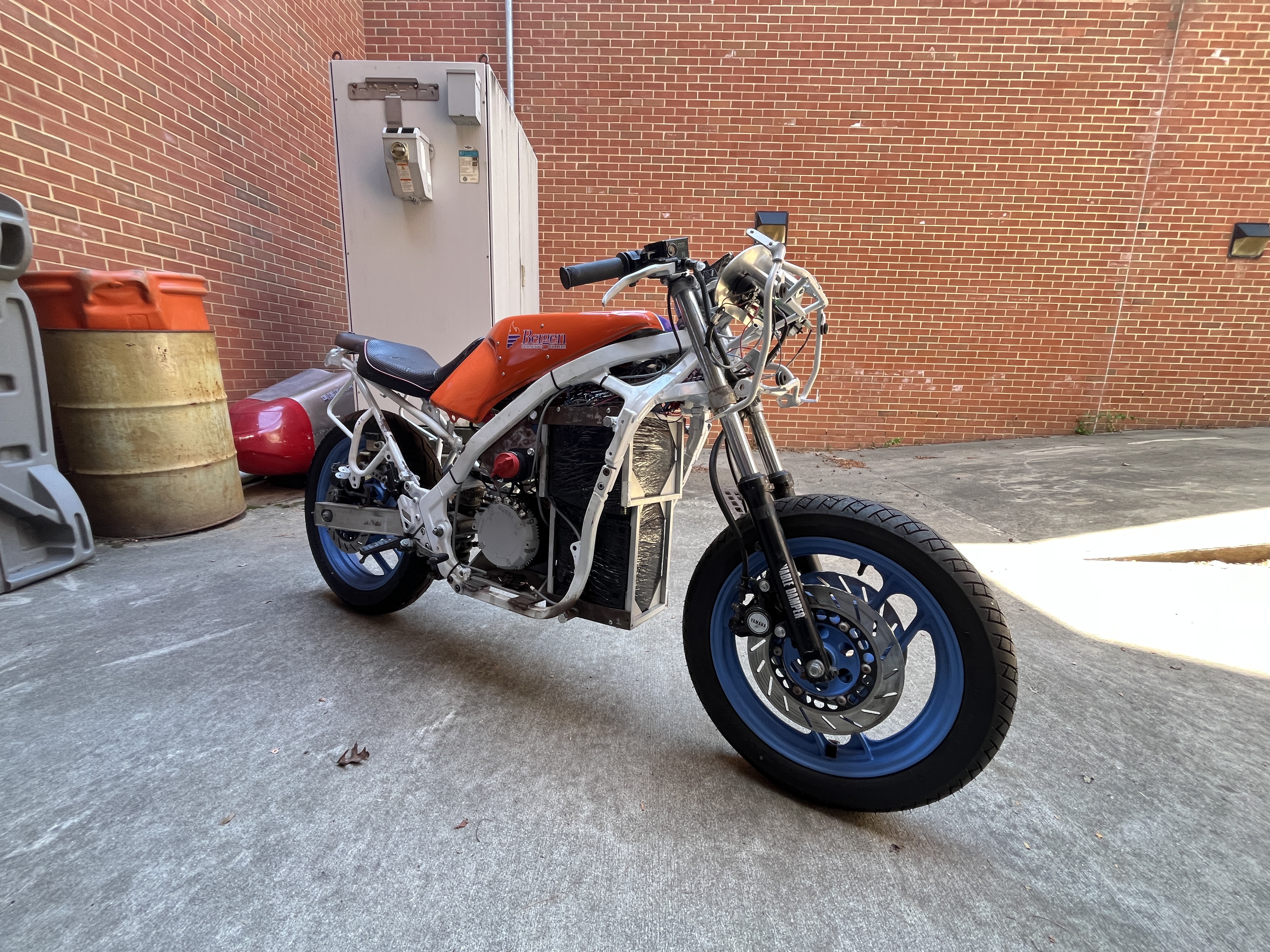 Electric motorcycle